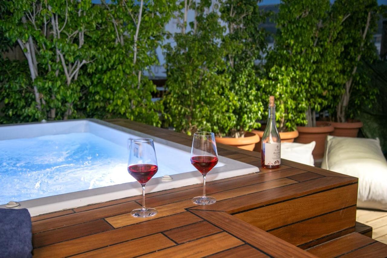 Beautiful Penthouse In Athens With Outside Jacuzzi Apartment Exterior photo